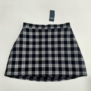 Hollister Ultra High-Rise Skort